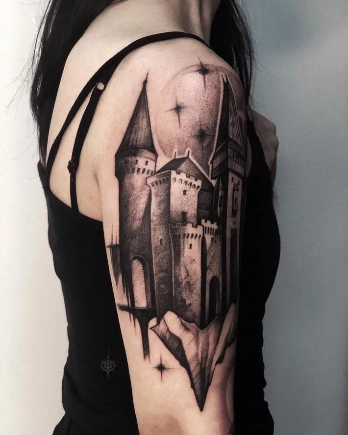 Alena Zozulenko tattoo 