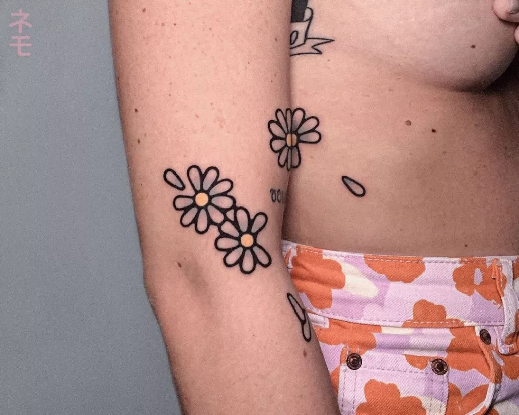 daisy tattoo