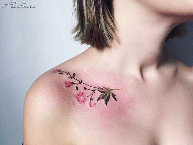 collarbone tattoo