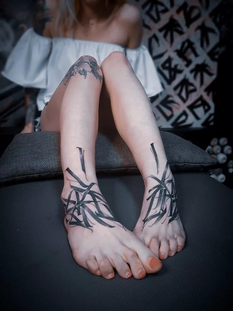 black tattoo