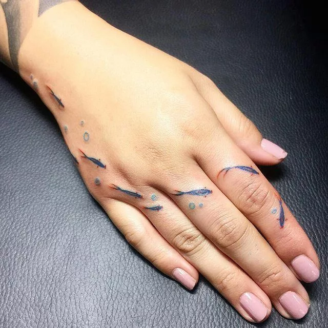 hand tattoo