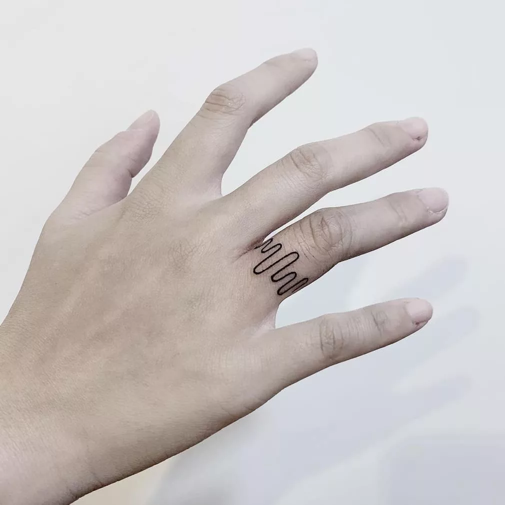 ring tattoo